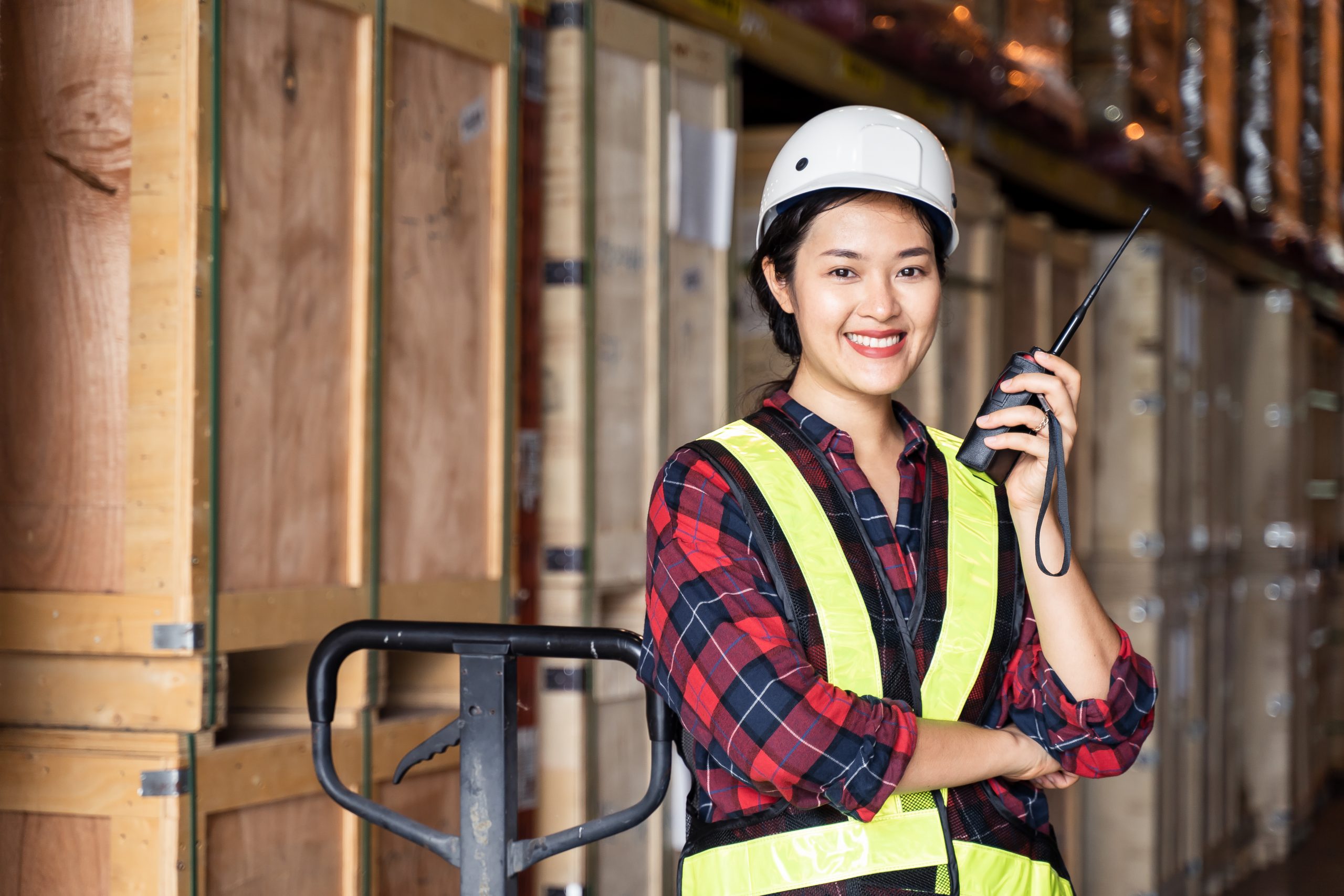 portrait-of-asian-female-engineer-working-in-store-2021-11-01-00-13-38-utc